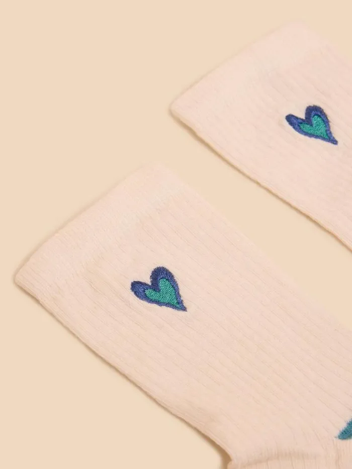 Women Embroidered Heart Rib Sock Pale Ivory White Stuff Socks