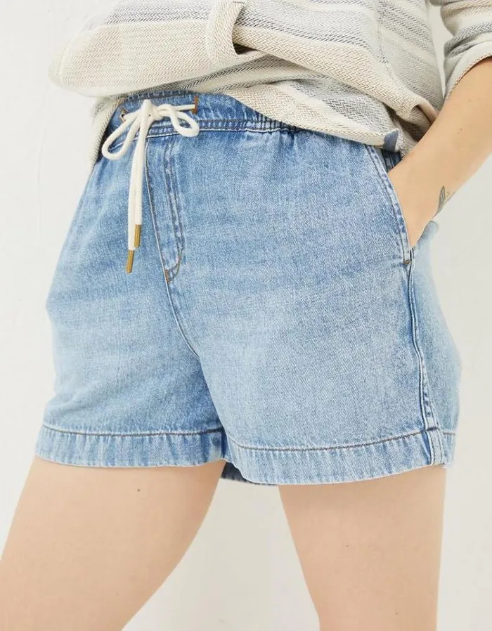 Women FatFace Vacation Shop Ashby Pull On Denim Shorts Light Denim Blue