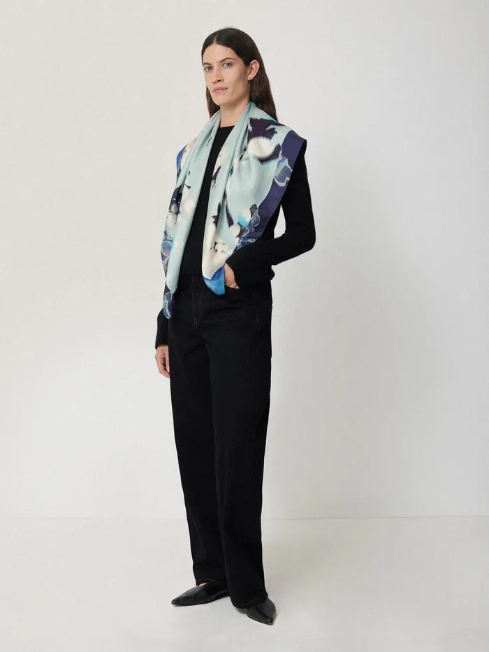 Women Floral Drift Silk Twill Scarf Blue Jigsaw Ponchos and Scarves
