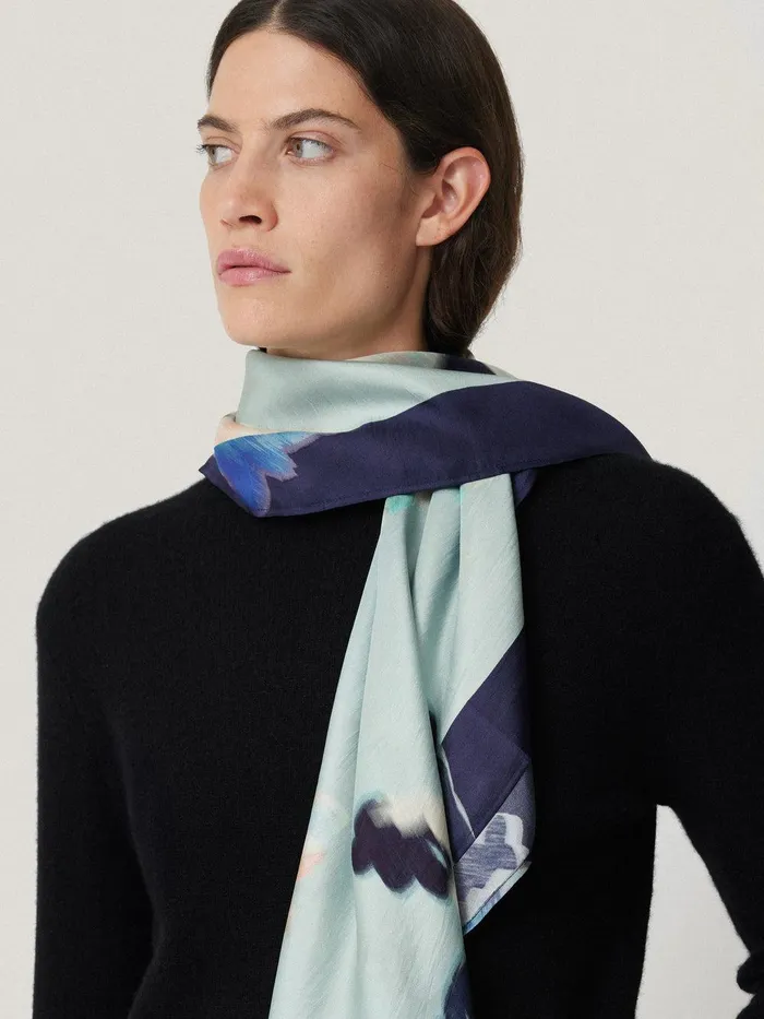 Women Floral Drift Silk Twill Scarf Blue Jigsaw Ponchos and Scarves