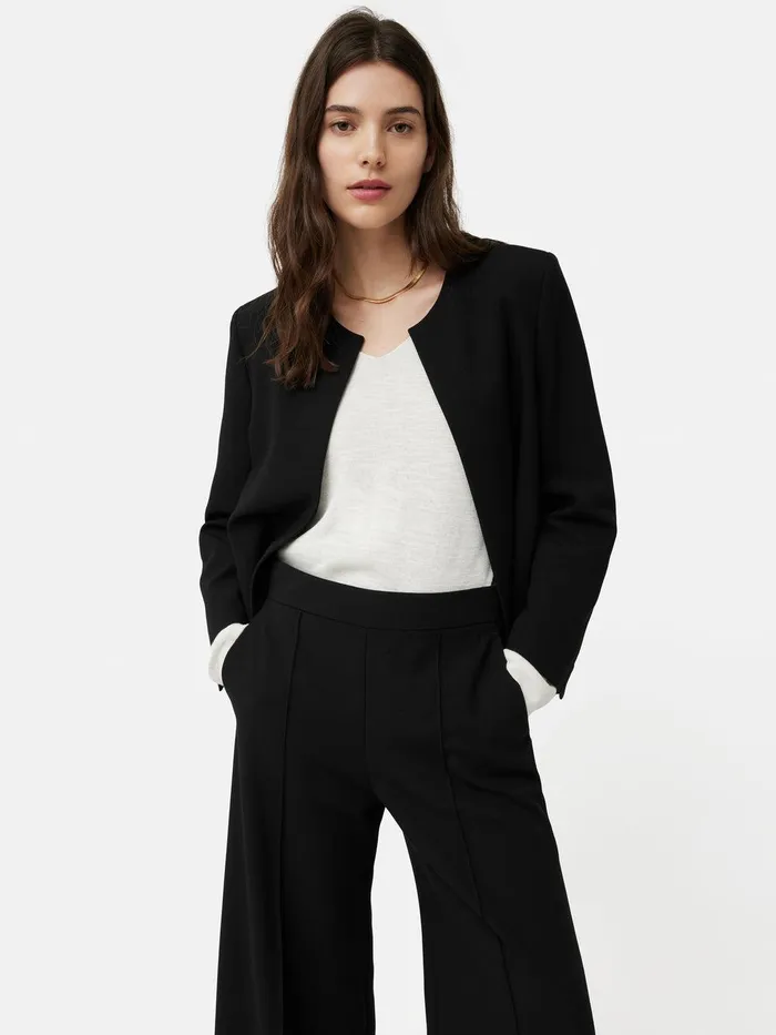 Women Italian Modern Crepe Short Jacket Black Jigsaw Coats and Jackets