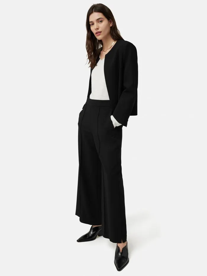 Women Italian Modern Crepe Short Jacket Black Jigsaw Coats and Jackets