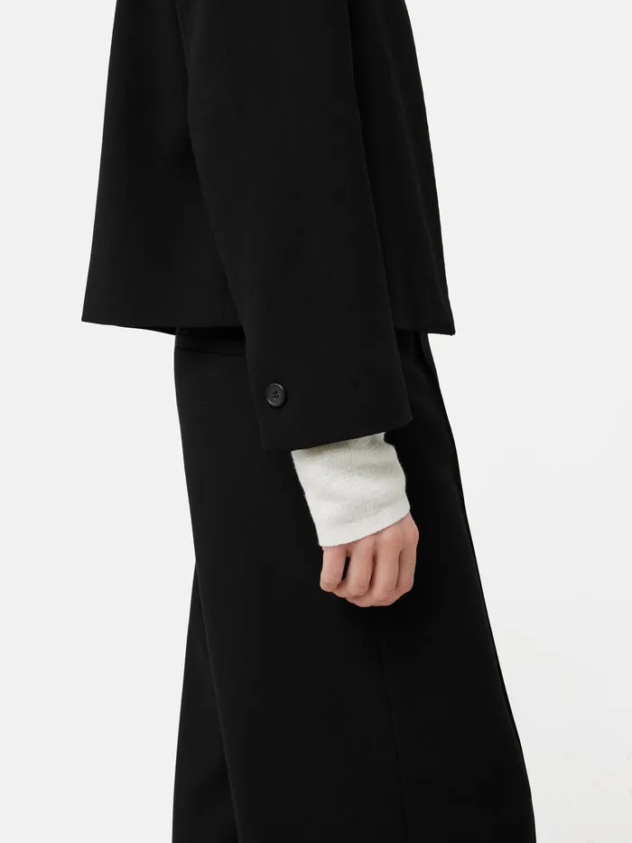 Women Italian Modern Crepe Short Jacket Black Jigsaw Coats and Jackets