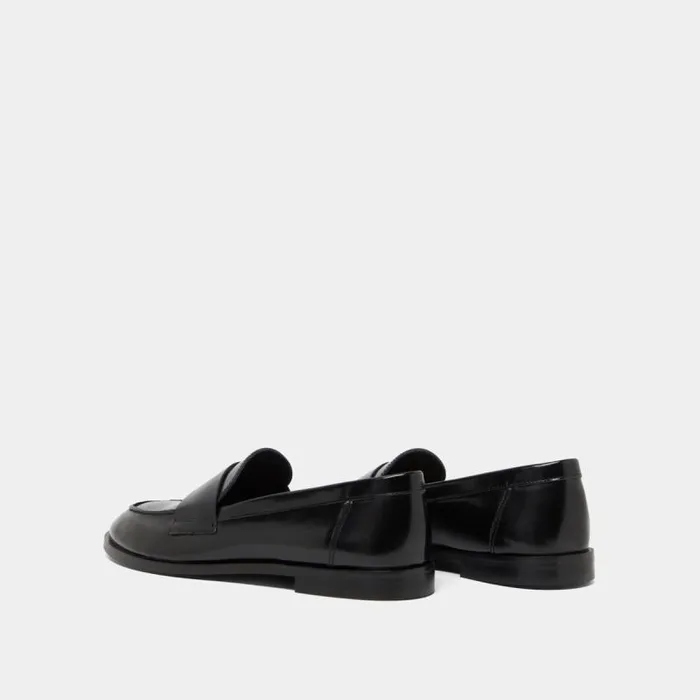 Women Loafers Roundtipped Black JONAK Loafers