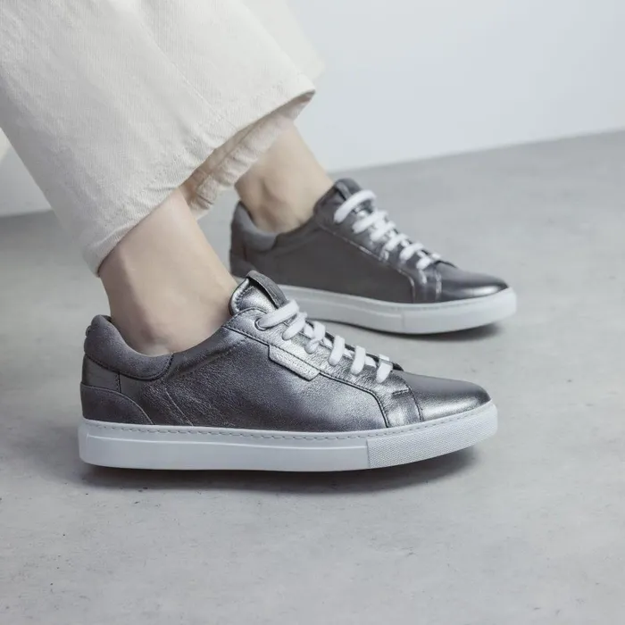 Women Moda In Pelle Casual Trainers Ariba Pewter Leather