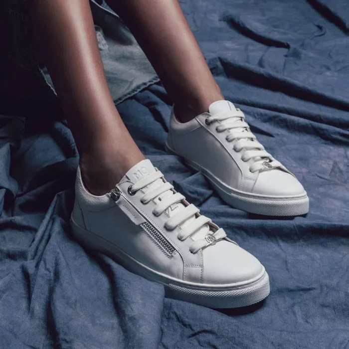 Women Moda In Pelle Casual Trainers Bailly White Leather