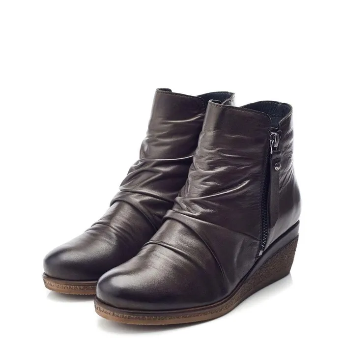 Women Moda In Pelle Heeled And Wedge Boots Olgar Khaki Leather