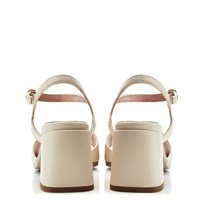 Women Moda In Pelle Heeled Sandals Bsoleful BMiresca White Leather