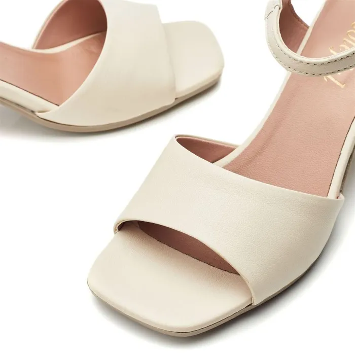 Women Moda In Pelle Heeled Sandals Bsoleful BMiresca White Leather