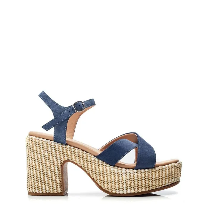 Women Moda In Pelle Heeled Sandals Luchiia Blue Suede