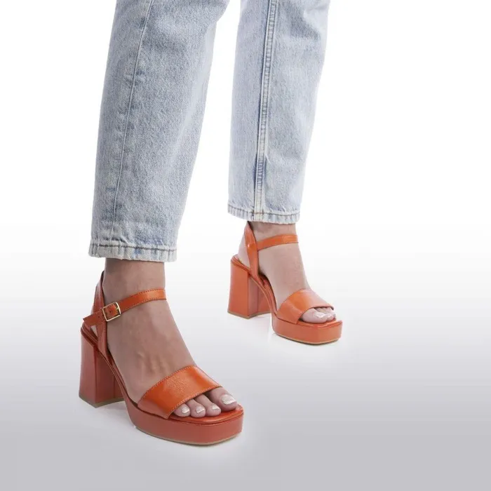 Women Moda In Pelle Heeled Sandals Marciana Orange Leather