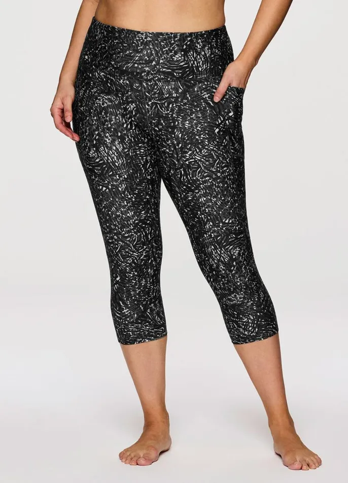 Women Plus Scratch That Super Soft Capri Black RBX Active Leggings