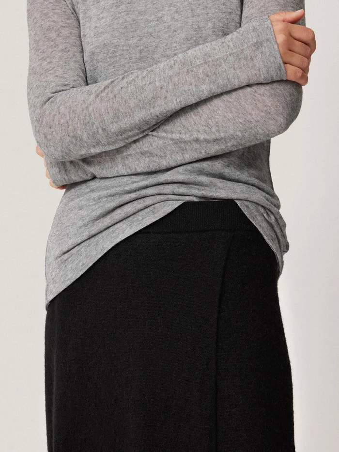 Women Soft Gauzy Knit Skirt Black Jigsaw Knitwear and Cashmere