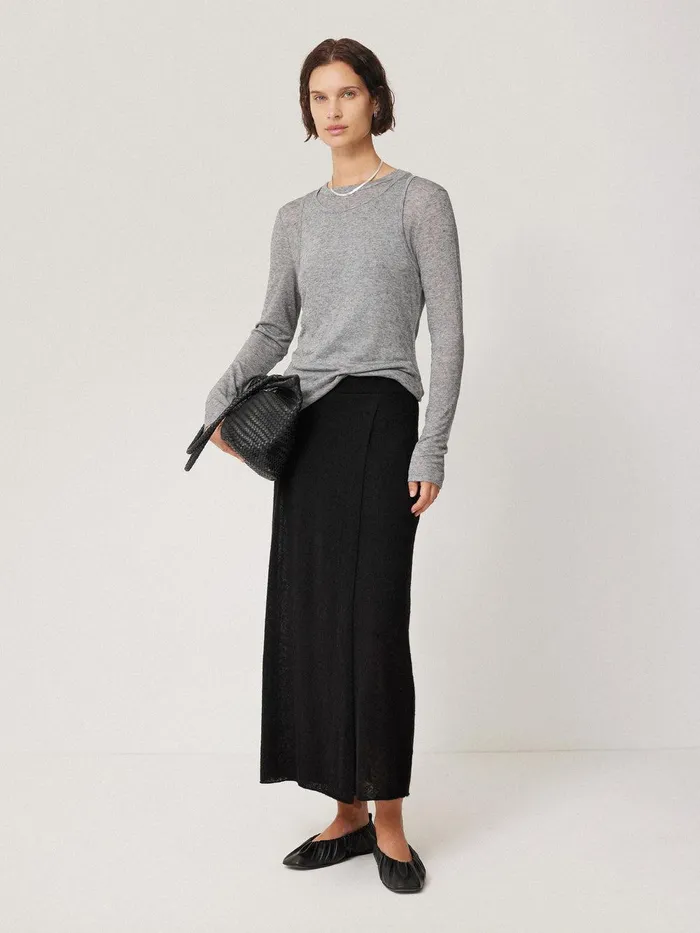Women Soft Gauzy Knit Skirt Black Jigsaw Knitwear and Cashmere