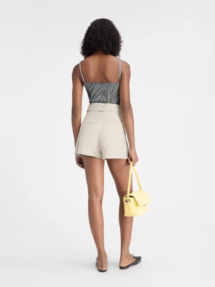 Women Trousers and Shorts JACQUEMUS The Bari Shorts Light Beige Women Trousers and Shorts JACQUEMUS The Bari Shorts Light Beige